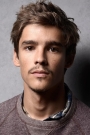 Brenton Thwaites Film ve Dizileri