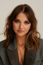 Mia McKenna-Bruce Film ve Dizileri